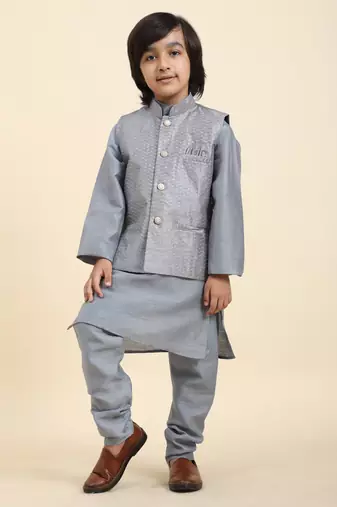 Grey stripes silk jacquard kurta pajama with waistcoat for boys\\traditional wear