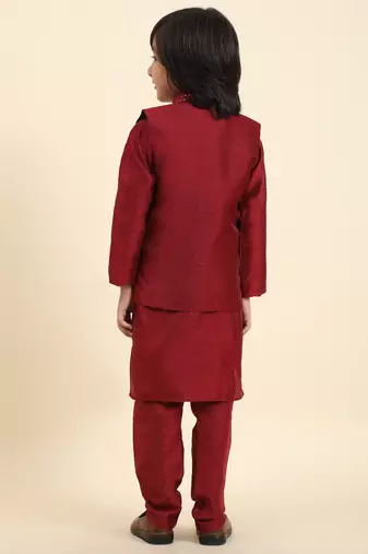 Maroon stripes silk jacquard kurta pajama with waistcoat for boys\\traditional wear