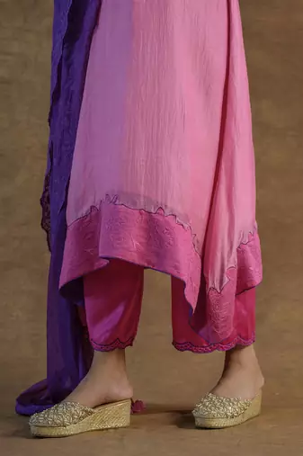 Light pink kurta sets