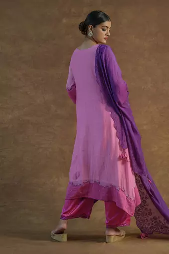 Light pink kurta sets