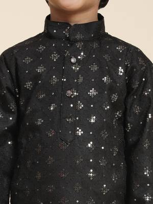 Black printed cotton printed kurta pajama set for boys ethnic wear 3