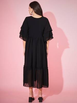 Vbuyz Women'S Knitted Georgette Black Stitched Dress 2
