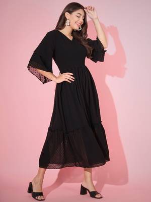 Vbuyz Women'S Knitted Georgette Black Stitched Dress 3