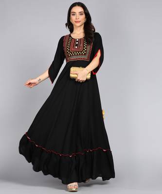 Women Embroidered Anarkali Gown in Black 5