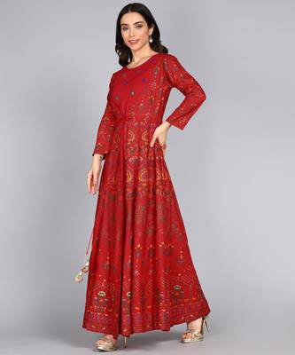 ftDiva Women Embroidered Anarkali Gown In Red 2