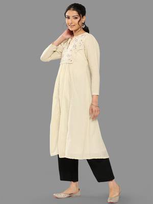 Janasya women's off white dobby cotton solid a-line kurta 4