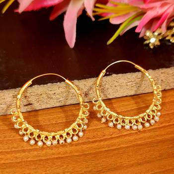 Stunning gold hoops with pearls 1