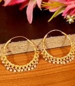 Stunning gold hoops with pearls