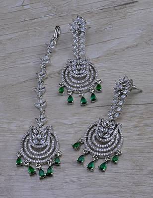 Green stone embellished cz earrings tikka set 216ed727 1