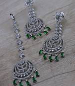 Green stone embellished cz earrings tikka set 216ed735
