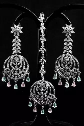 Multi stone embellished cz earrings tikka set 216ed737