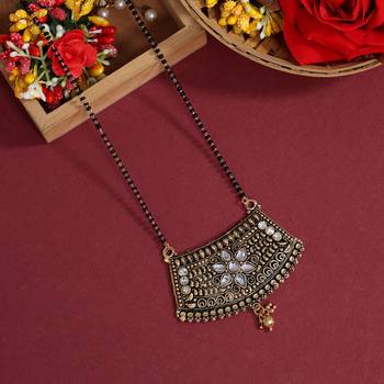 White color mangalsutra 1