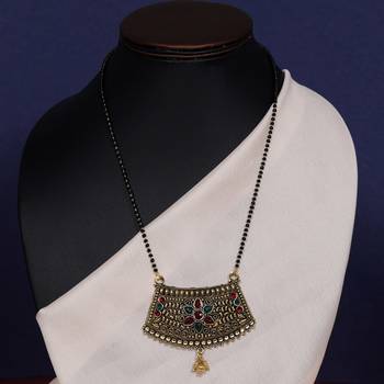 Maroon & green color mangalsutra 2