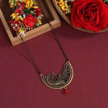 Red color mangalsutra 1