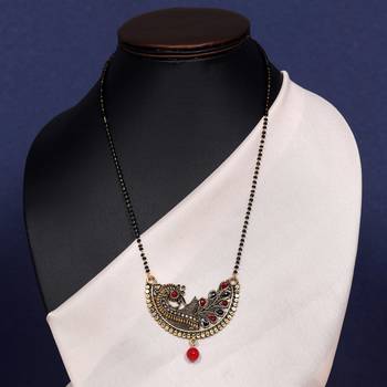 Red color mangalsutra 2