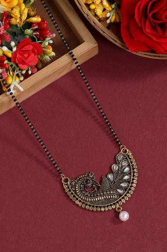 White color mangalsutra