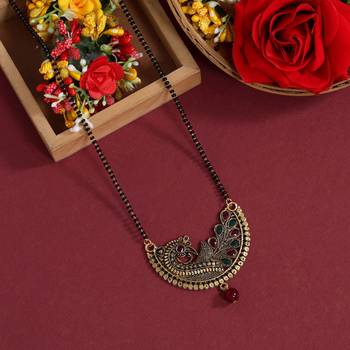 Maroon & green color mangalsutra 1
