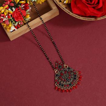 Red color mangalsutra 1