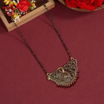 Maroon & green color mangalsutra 1