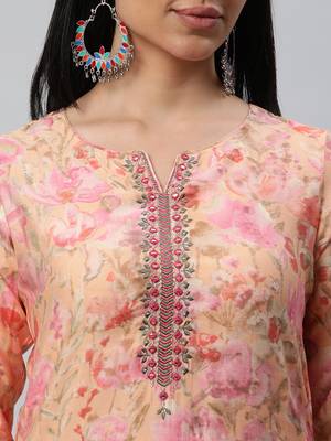 Embroidered straight cut kurta on printed silk blend fabric. 5