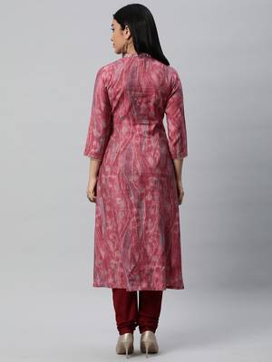 Printed a line kurta with embroidery detail on the neck. 2