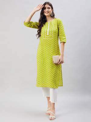 Winered women green paisley print mirror embroidery straight kurta 1
