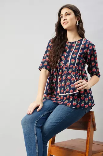 Winered women blue floral print yoke lace top