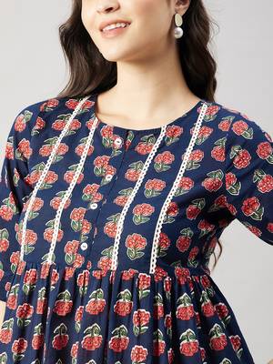Winered women blue floral print yoke lace top 5