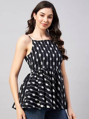 Winered women black ikat print strap top waist tie-up at back 4