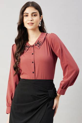 Winered women pink collared shirt with contrast embriodery
