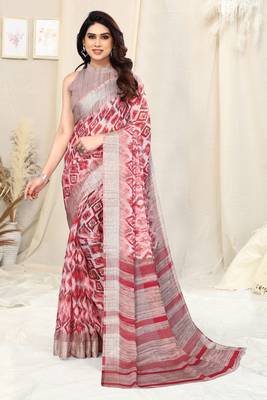Coral chiffon ikkat print stripe silver zari line border saree with unstitched blouse piece 2