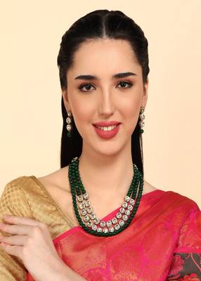 JN Handicraft Three Layer Green Pearl and Kundan Jewellery Set 1
