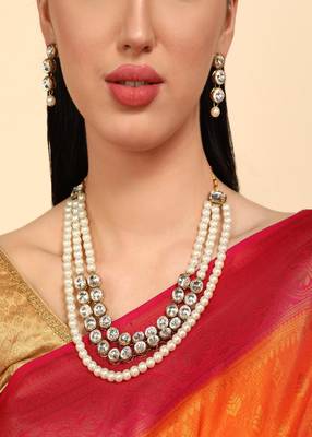 JN Handicraft Three Layer White Pearl and Kundan Jewellery Set 4
