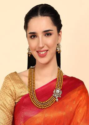 JN Handicraft Traditional Four Layer Pearl and Kundan Jewellery Set 1
