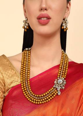JN Handicraft Traditional Four Layer Pearl and Kundan Jewellery Set 4