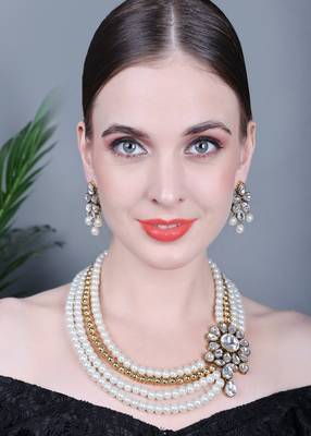 JN Handicraft Traditional Four Layer Golden Pearl and Kundan Jewellery Set 1