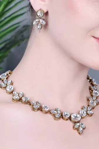 JN Hnadicraft Stylish Copper Plated Twinkling Leaves Necklace Set