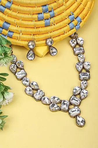 JN Hnadicraft Stylish Copper Plated Twinkling Droap Shap Kundan Necklace Set