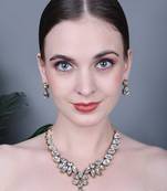 JN Hnadicraft Stylish Copper Plated Twinkling Leaves Necklace Set