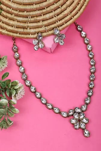 JN Hnadicraft Stylish Copper Plated Twinkling Droap Shap Kundan Necklace Set