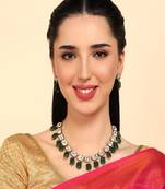 JN Handicraft Stylish Antique Green Beads Kundan & Alloy Womens Jewellery Sets