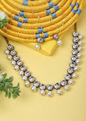 JN Handicraft White Pearl and Kundan Jewellery Set 1
