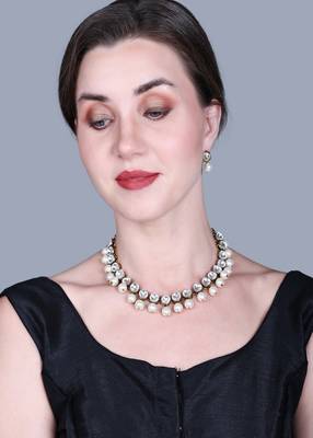 JN Handicraft White Pearl and Kundan Jewellery Set 2