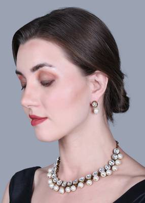 JN Handicraft White Pearl and Kundan Jewellery Set 3