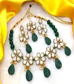 JN Handicraft  Antique Green Beads Kundan Stone Copper Plated Traditional Chokar Jewellery Set with Maangtika Earring