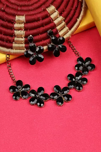 JN Handicraft Black Stone Studded Copper Plated Handcrafted Chokar Flower Necklace