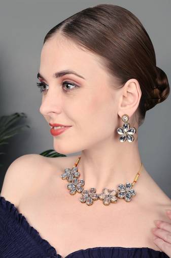 JN Handicraft Kundan Stone Studded Copper Plated Handcrafted Chokar Flower Necklace