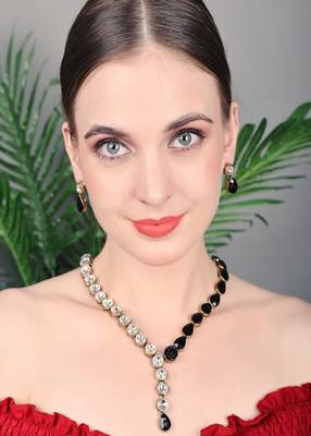 JN Handicraft Unique Black & white Stone Studded Kundan Necklace Set 1