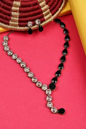 JN Handicraft Unique Black & white Stone Studded Kundan Necklace Set