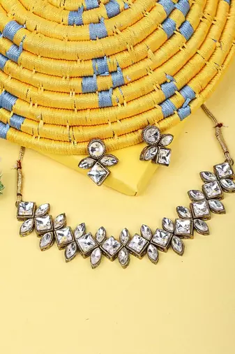 JN Handicraft Stylish Copper Plated Twinkling Leaves Chokar Necklace